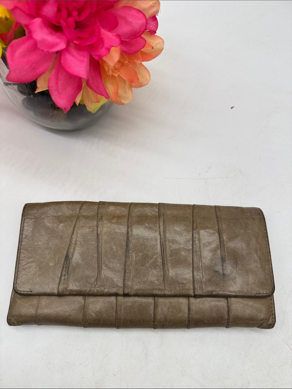 Hobo Leather Fold-Over Wallet Clutch in Olive Brown